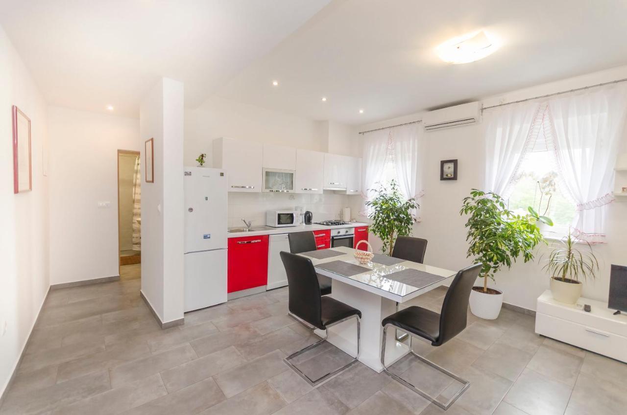 Apartment Luka Rupe Extérieur photo