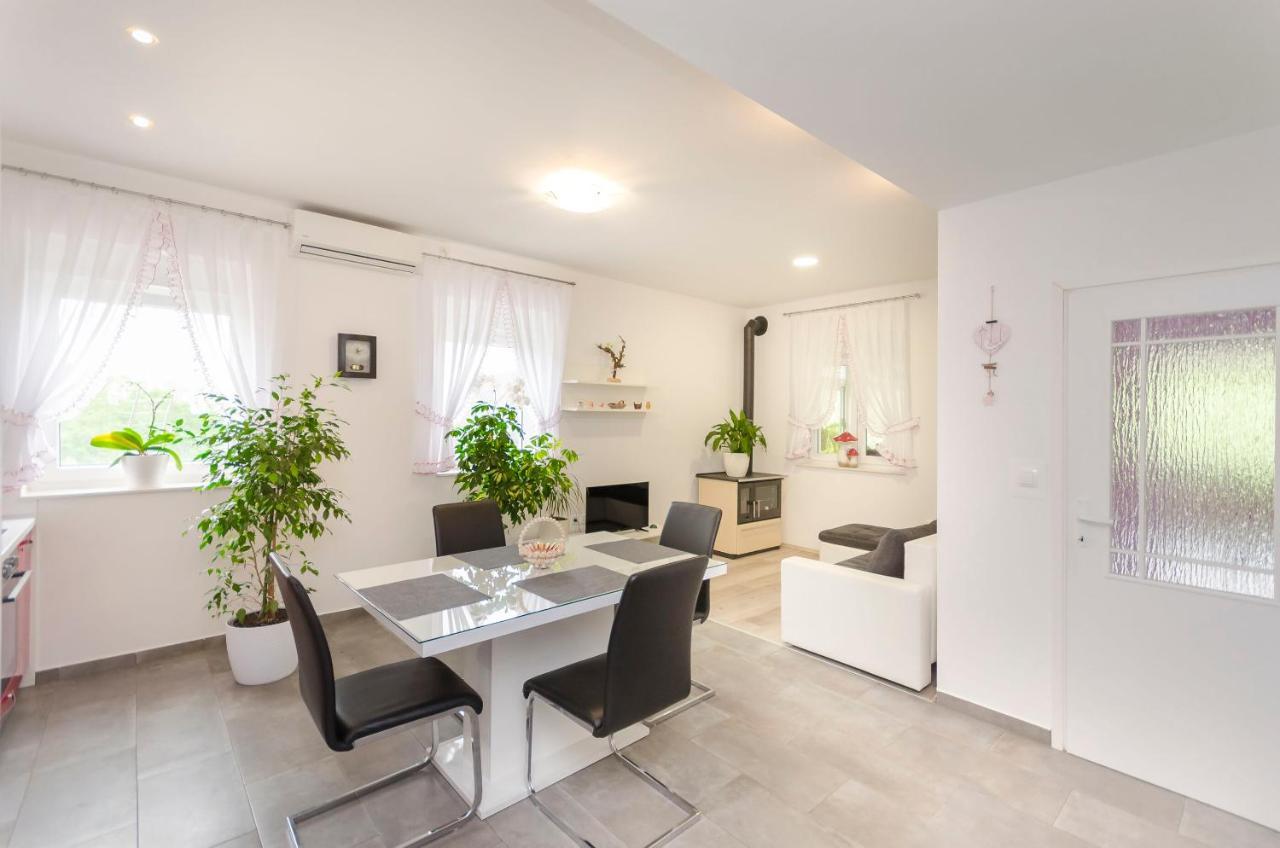 Apartment Luka Rupe Extérieur photo